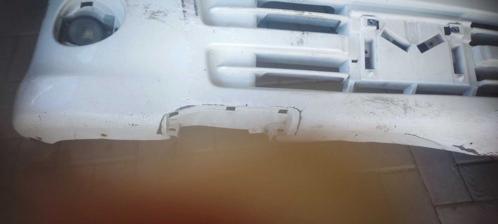 Бампер на ниссан эльгрант