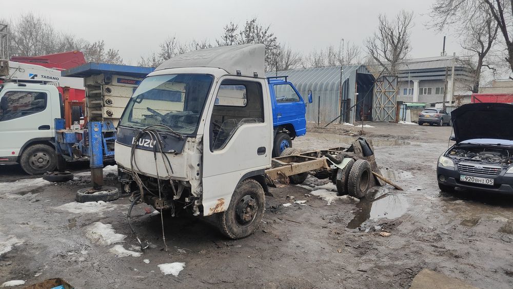 Исузу 55 кабина мост балка