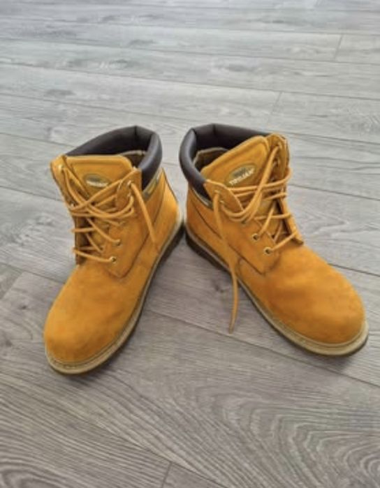 Safety boots for men / предпазни (защитни) мъжки обувки