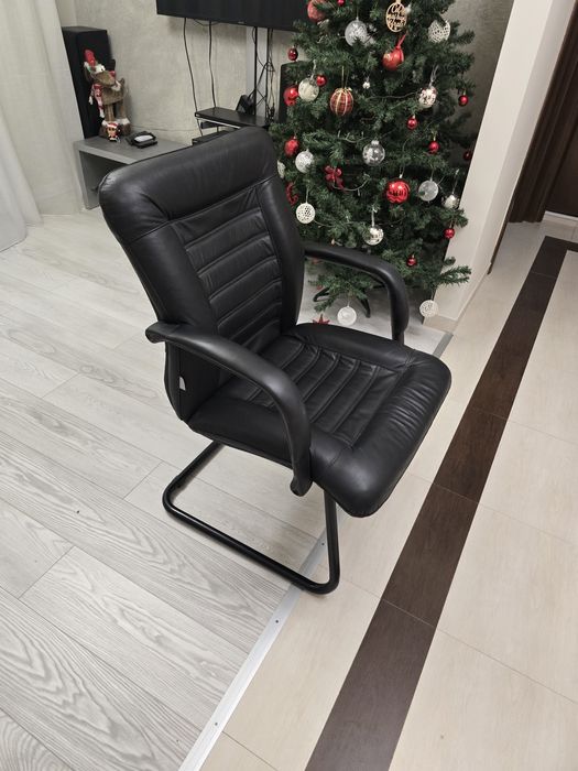 Scaun  piele naturala