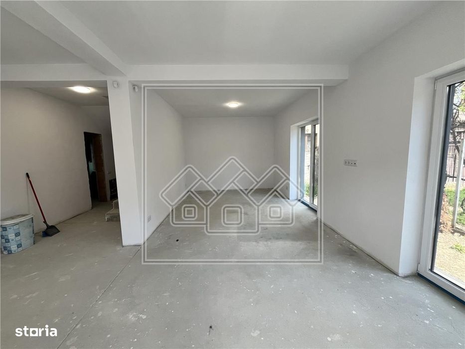 Casa individula de vanzare, 4 camere, la cheie - Turnisor
