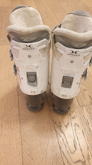 Дамски ски обувки Dalbello Mission seven, номер 26,5, много удобни.