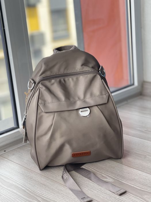 Рюкзак, сумки для школы