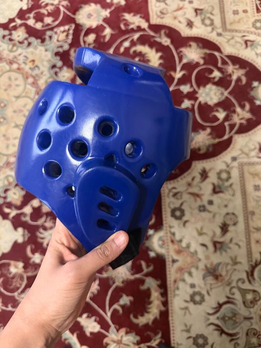 Taekwondo shlem sotiladi yengi