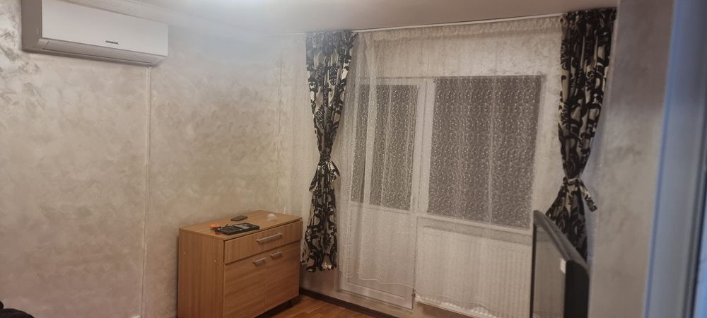 200 pe zi Garsoniera 1500 roni lunar termen lung