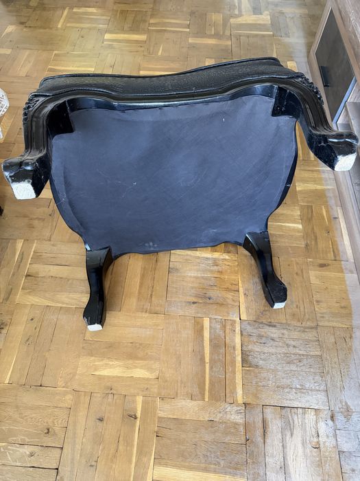 Табуретка стил барок