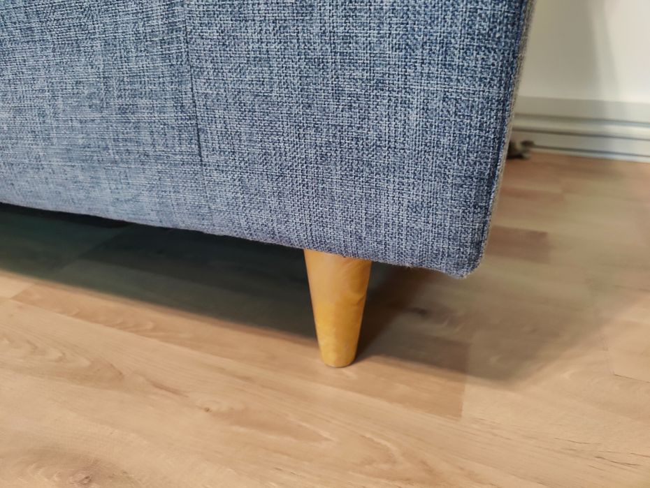 Vând canapea de 2 persoane