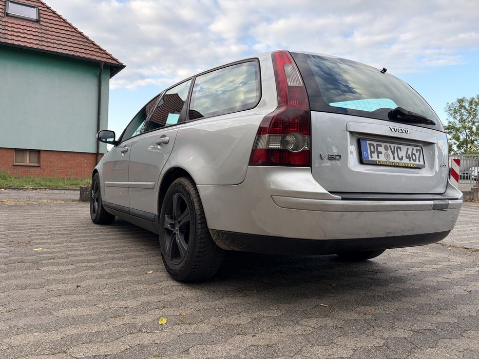 Volvo v 50 an 2007