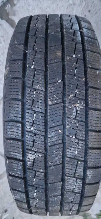 шины 4шт (комплект) продам б/у
