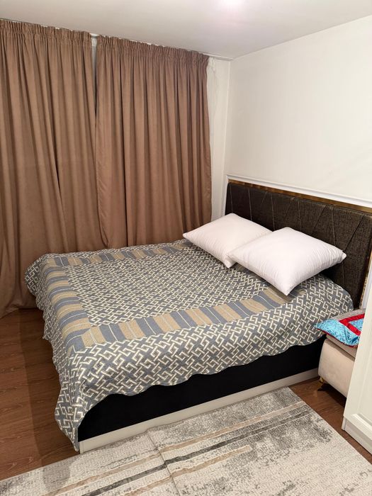 Кровать и шкаф белый