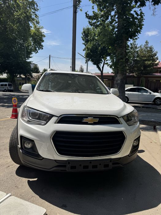 Продаю Captiva 4