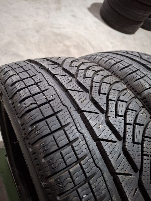 2 Anvelopele de iarnă  225 45 r18 Michelin