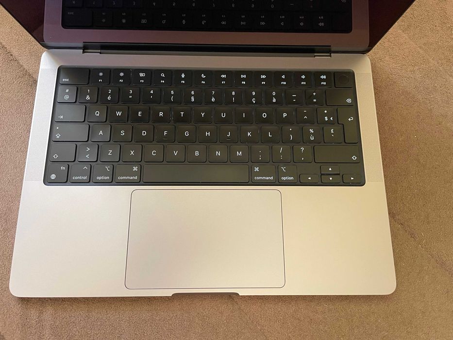 14,2" MacBook Pro M3 Pro A2992(2023) Space Gray