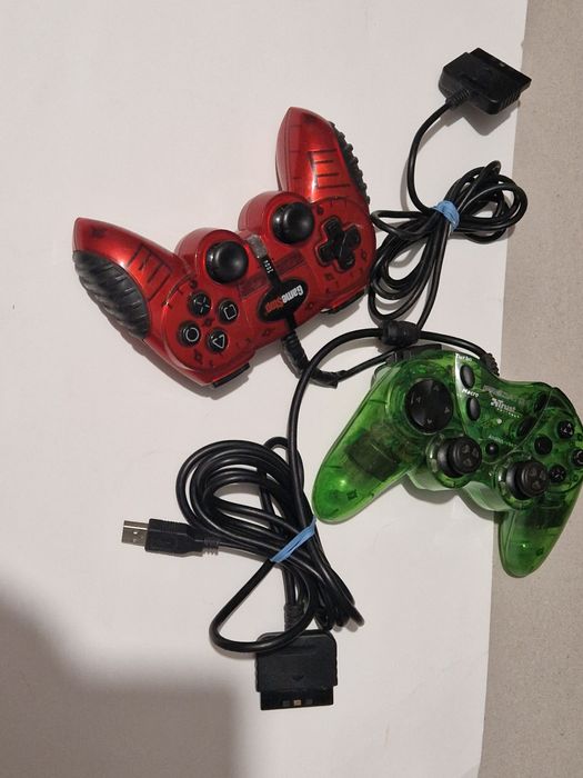 Controler  / joystick  / maneta pentru jocuri
