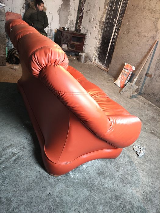 Canapea extensibila de piele