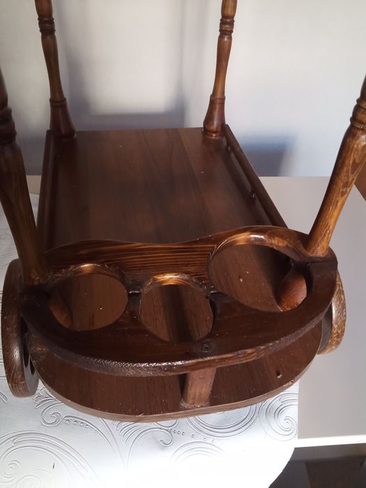 продам барный столик бу