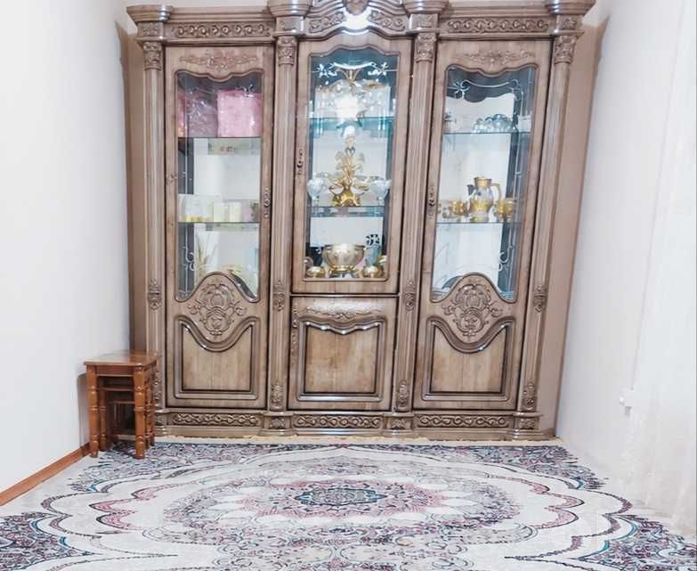 Сервант / стенка