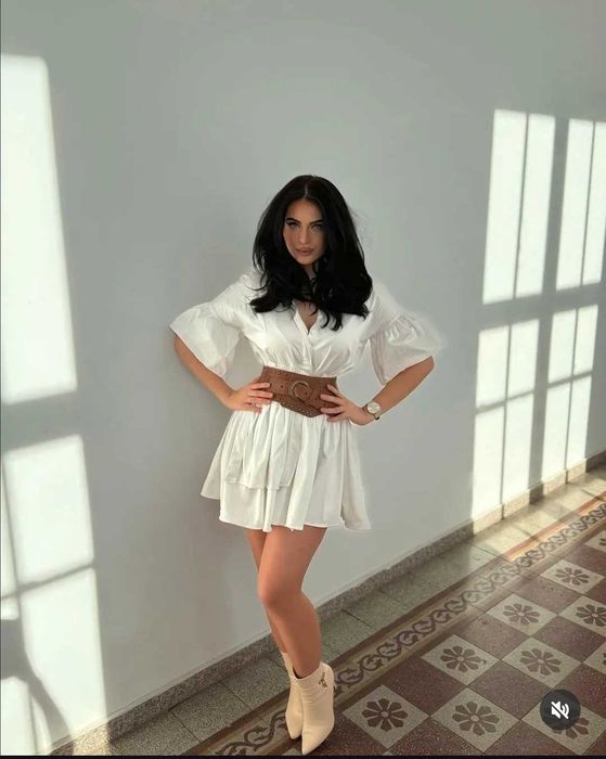 Profesoară de canto(toate genurile)