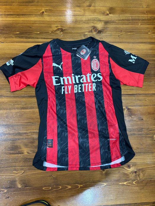 Футболни тениски