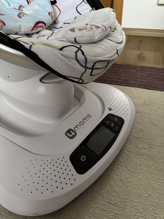 Leagan electric 4Moms MamaRoo 4.0 Bluetooth