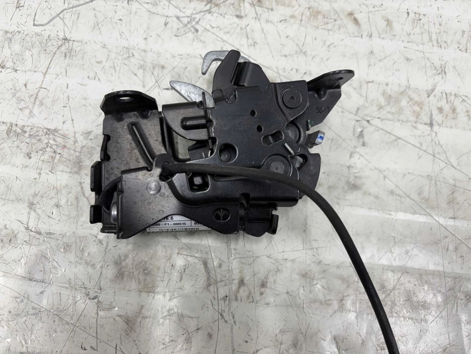 Ключалка с пиропатрон преден капак БМВ Х1 Ф48 Ф46