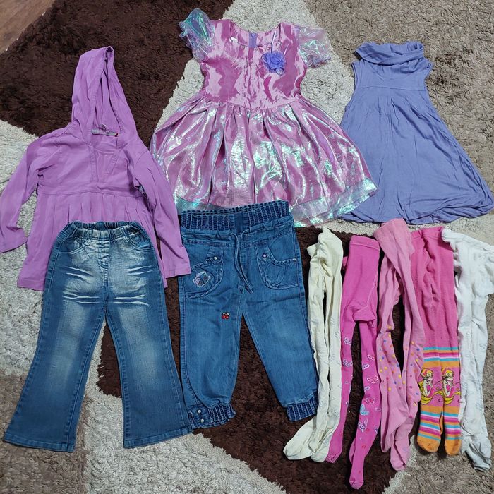 Продам пакет вещей на девочку