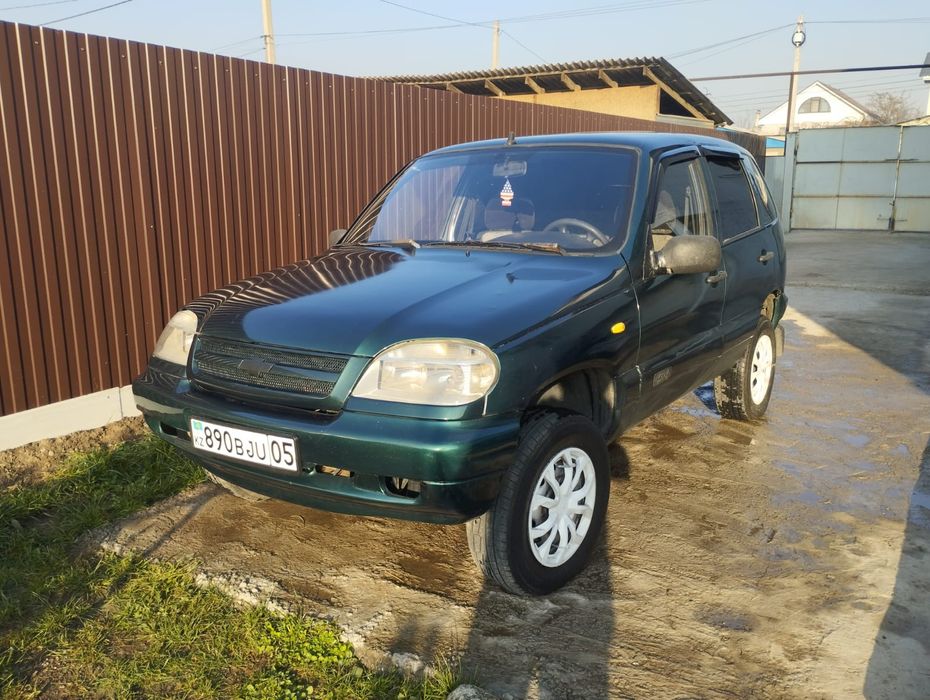Продам нива шеврале