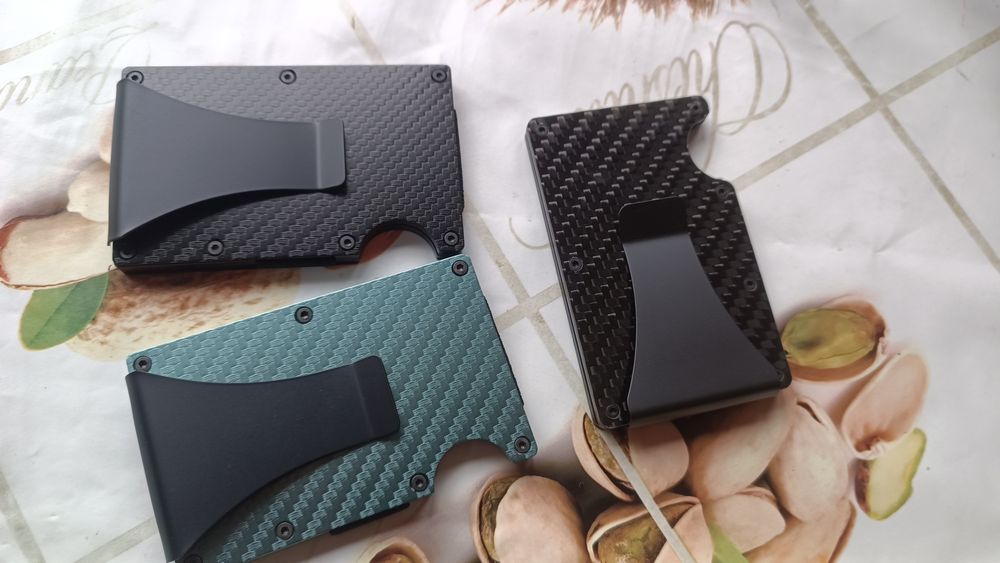 Калъф за Документи карбонови с щипка за пари портмоне