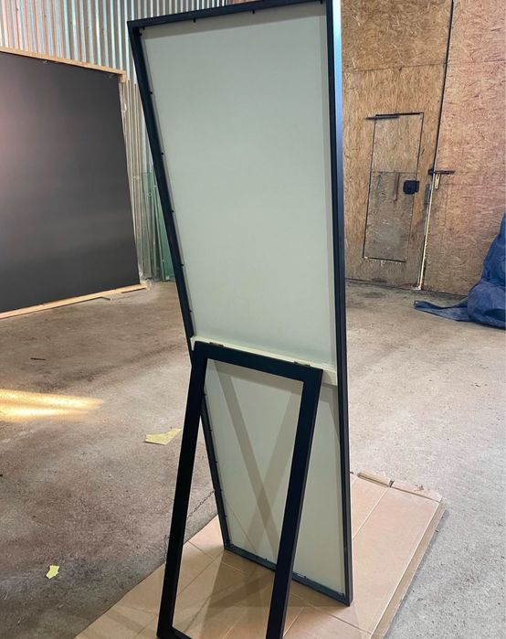 Зеркало напольное