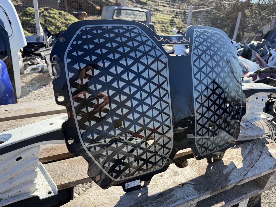 Решетка BMW IX20/I20