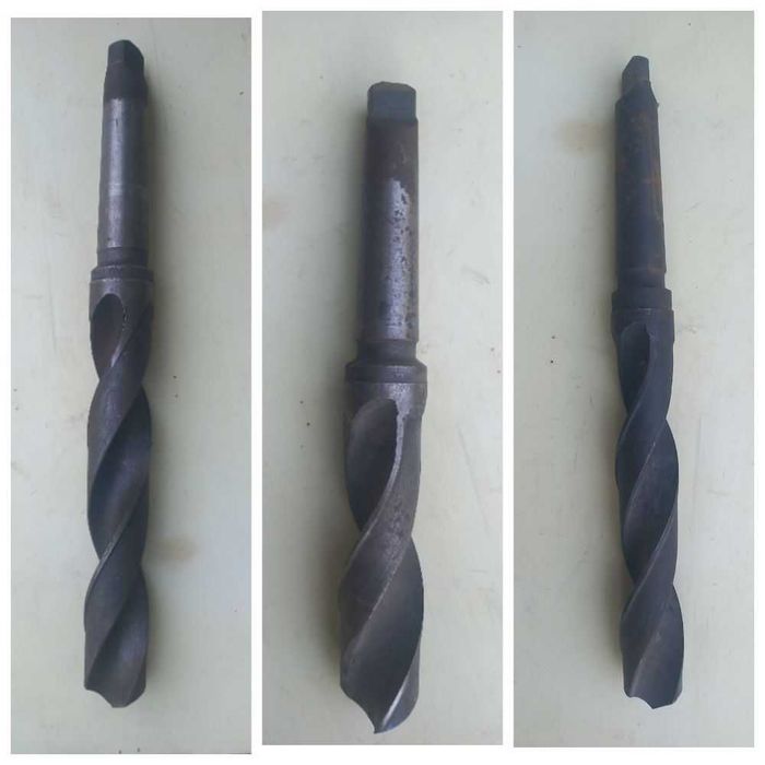 Продам свёрла и для резьбы и  проигрыватель виниловых пластинок.