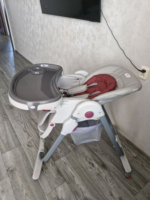 Продам  стульчик для кормления