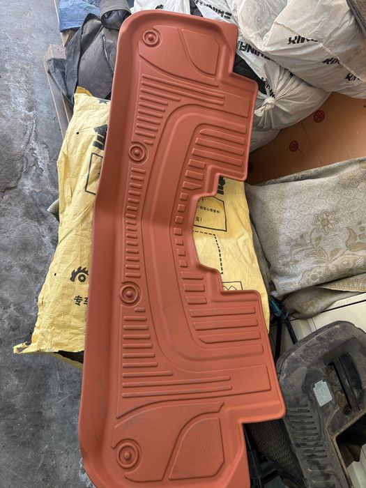 Полики TPE в салон LI l9