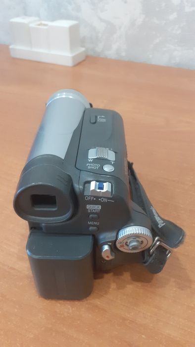 Продам видеокамеру