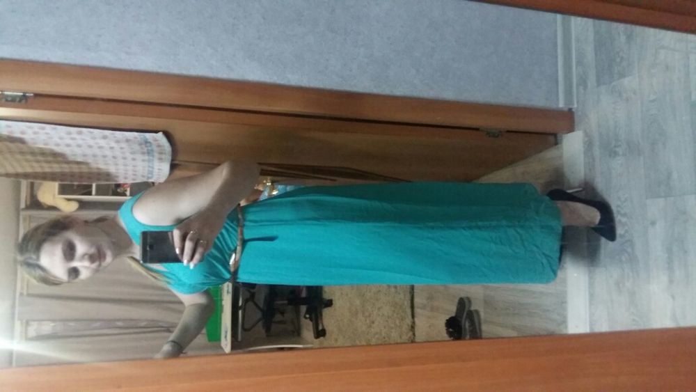 Продам платье ( подойдет беременным)