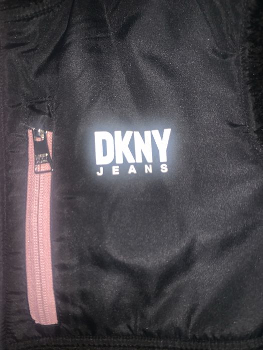 Куртка Zara, Кофта DKNY, Плащ Marc Jacobs