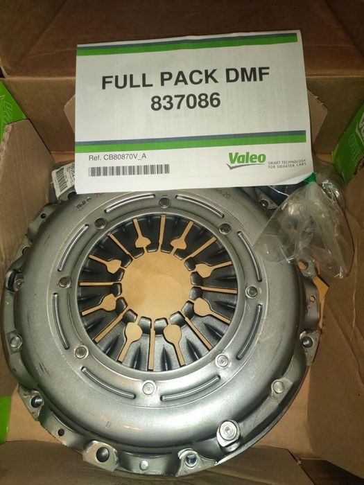 Ambreiaj cu volanta masa dubla BMW E60 E61 E90 E91 E84 2.0 cod 837086