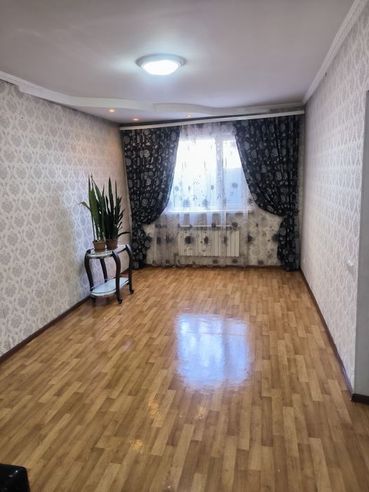 Дом продаю, 5-комнат, 7 соток
