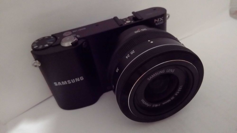 Фотоаппарат Samsung NX1000