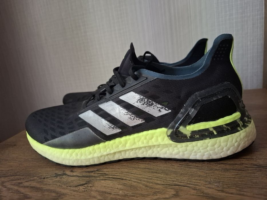 Adidas Ultra Boost маратонки 44.5 номер.