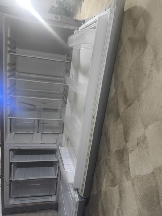 Индезит высота 1, 8м