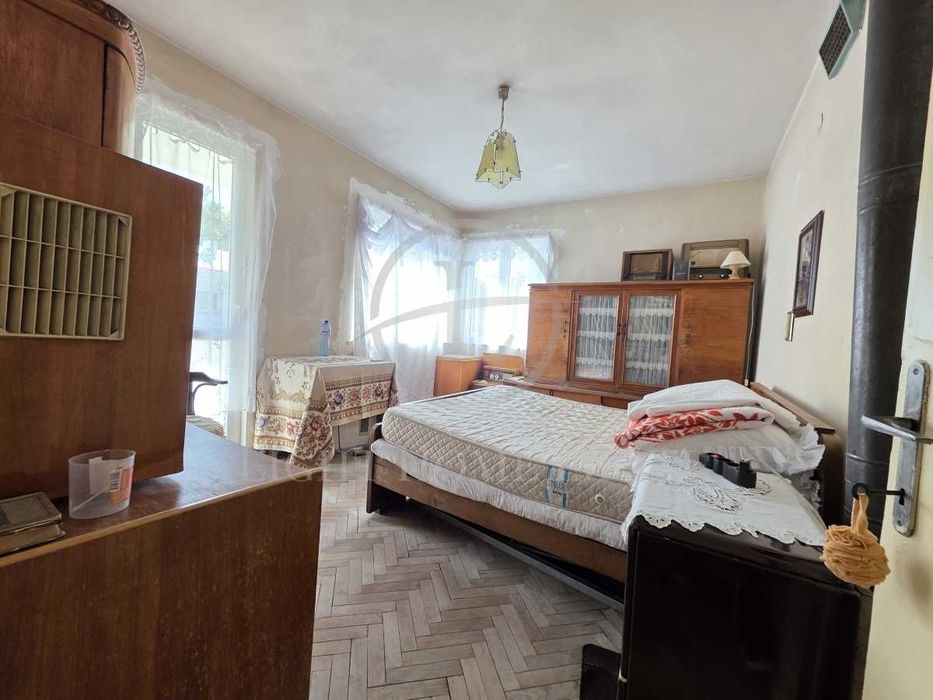Продава се Тристаен апартамент в Пловдив, Център - 120 кв.м за 3750 €/кв.м - Снимка #10