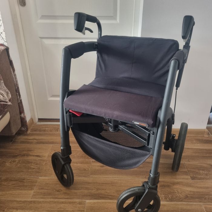 Scaun cu roti 2 in 1