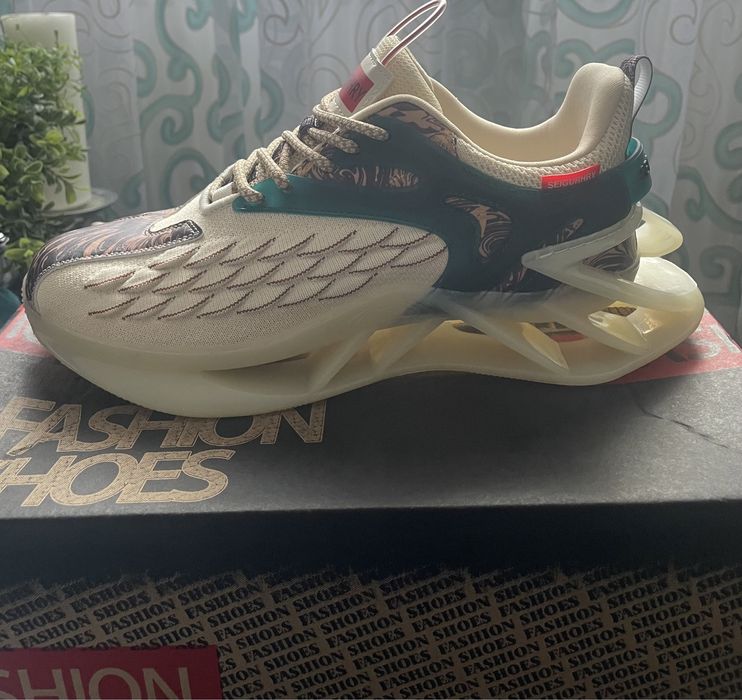 Vand adidași noi Fashion mărimea 41