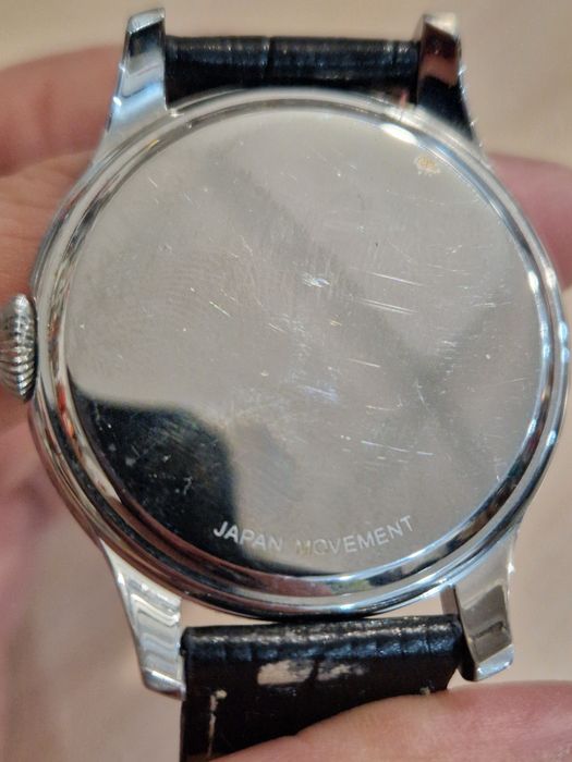 Продам мужские часы