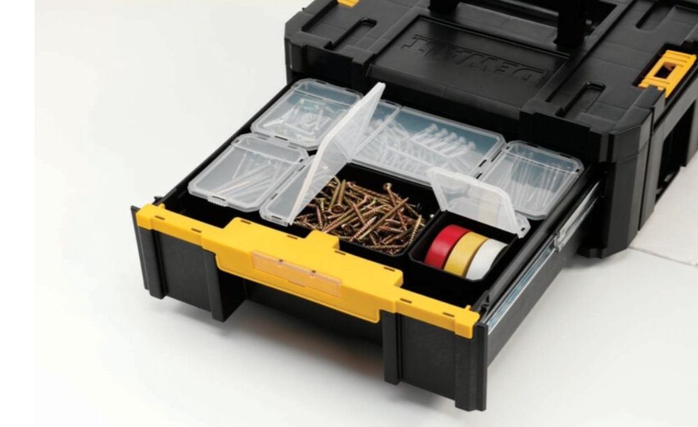 Куфар Dewalt органайзер