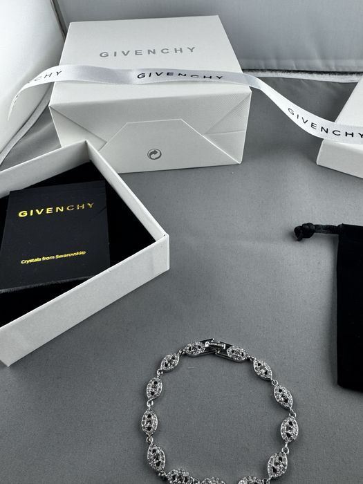 Bratara Givenchy-Silver eye -Noua