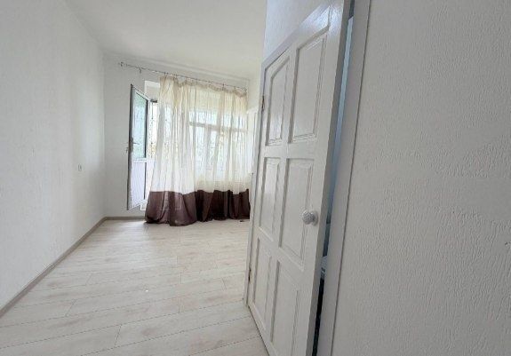 Срочно продаётся квартира Мирзо-Улугбекский район