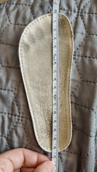 Детцки  боси обувки Mido 26 н.