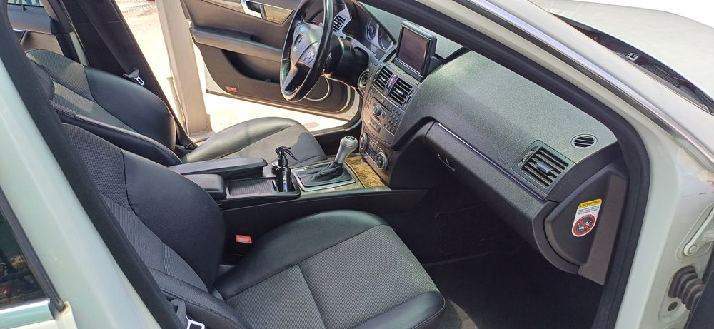 Продавам  Мерцедес C220 cdi  AMG